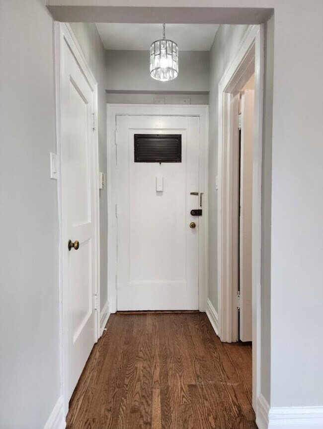 1601 W Thome Ave unit 3F, Chicago, IL 60660 - photo 3