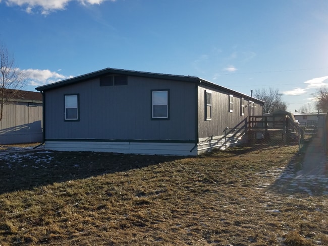 407 W Jefferson St, Three Forks, MT 59752 - photo 5