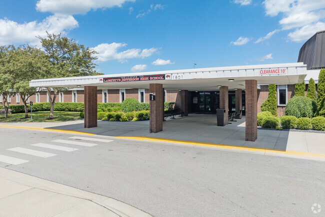 Jefferson High School serves grades 11th though 12th of the Lafayette area.