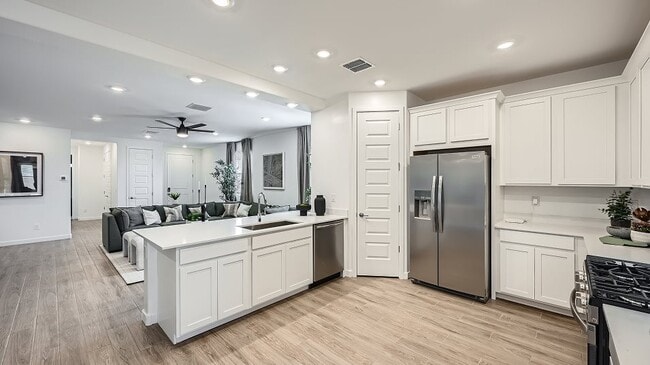 4703 E Kenneth Ln, San Tan Valley, AZ 85143 - photo 2