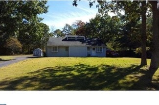 689 Maurice River Pkwy Unit A, Vineland, NJ 08360