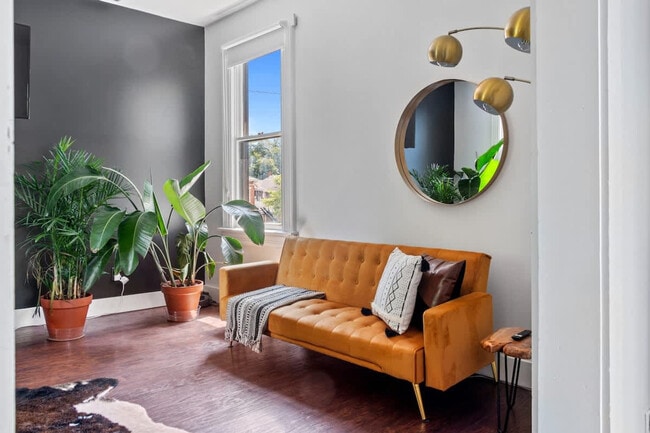 241 W Water St unit ID1265607P, Chillicothe, OH 45601 - photo 2