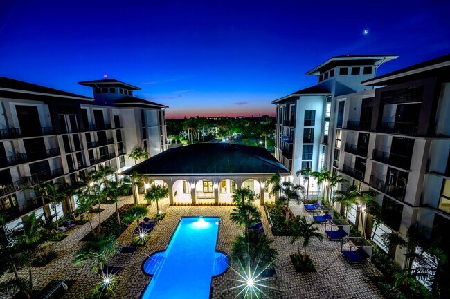 The Point at Palm Beach Gardens, Palm Beach Gardens, FL 33408 - photo 6