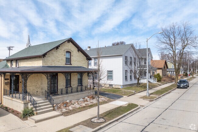 Wraparound porches are found on houses including Craftsman style homes in The 9th Ward.