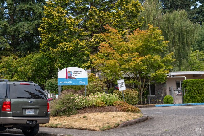 Skinner Elementary Montessori School