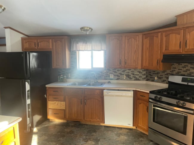 9783 Tranus Lake Rd, Springbrook, WI 54875 - photo 5