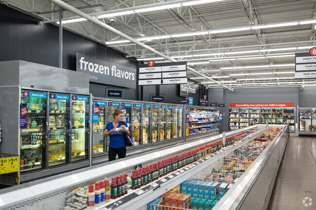 Granite City residents find groceries at good prices in Aldi.