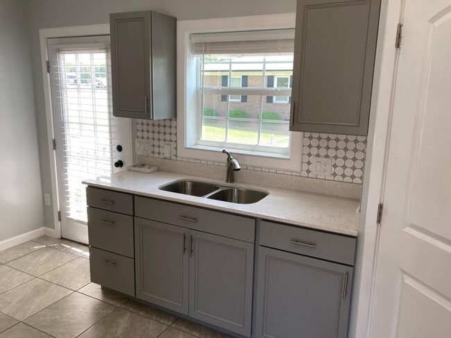 802 Linwood Rd unit 802 Linwood Rd, Mooresville, NC 28115 - photo 3