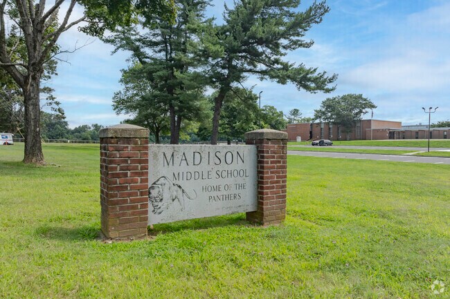 Madison Middle School is conveniently located on Madison Avenue near West Trumbull.