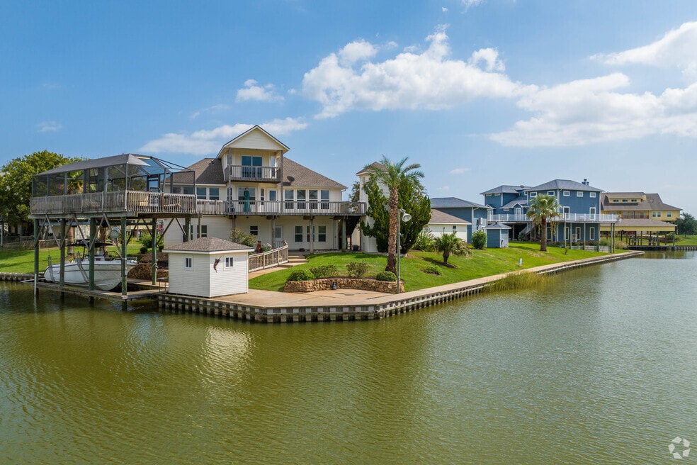 OysterCreek_1027658_GM_090825_V1