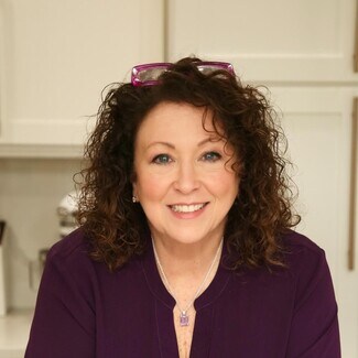 Carolyn Augur