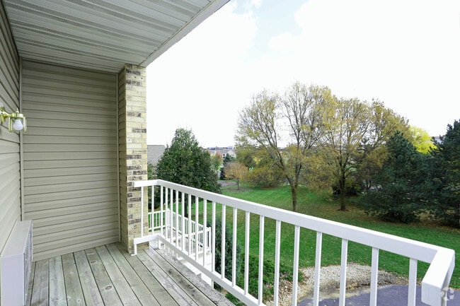 Deer Creek Apartments, Middleton, WI 53562 - photo 4
