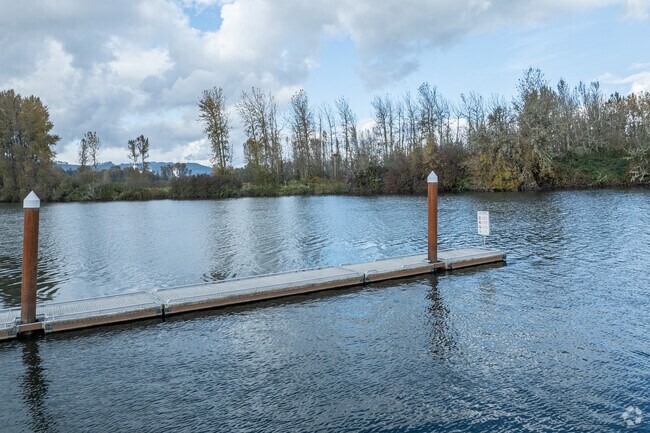 Westport is located on the Columbia River and offers access to nature.