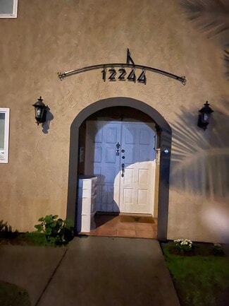 12244 Magnolia Blvd, Valley Village, CA 91607