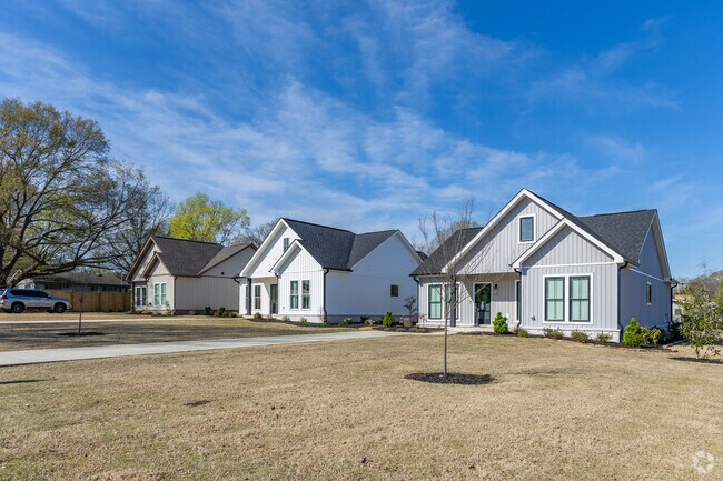 Newly built Craftsman farmhouse homes have recently popped up in East Florence.