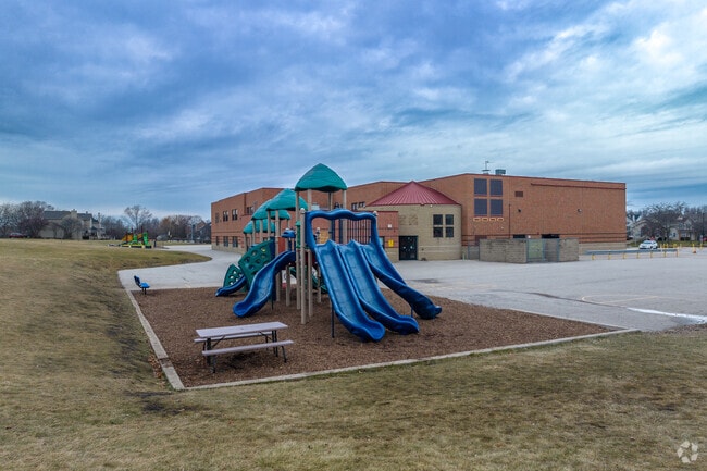 Prairieview Elementary School has 283 students.