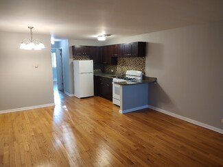 8500 Waukegan Rd Unit 13, Morton Grove, IL 60053