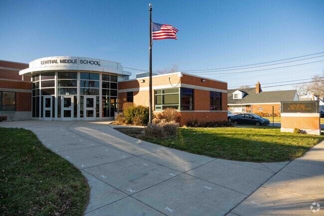 Video shots of Central Middle School 2