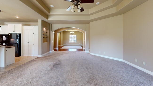 608 E Penzance Dr, Nixa, MO 65714 - photo 3