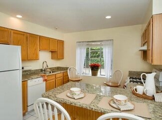 160 Waterman St, Providence, RI 02906
