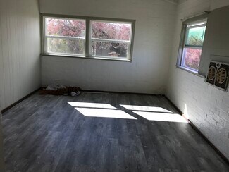 6675 Sunset Rd Unit Cottage, Joshua Tree, CA 92252