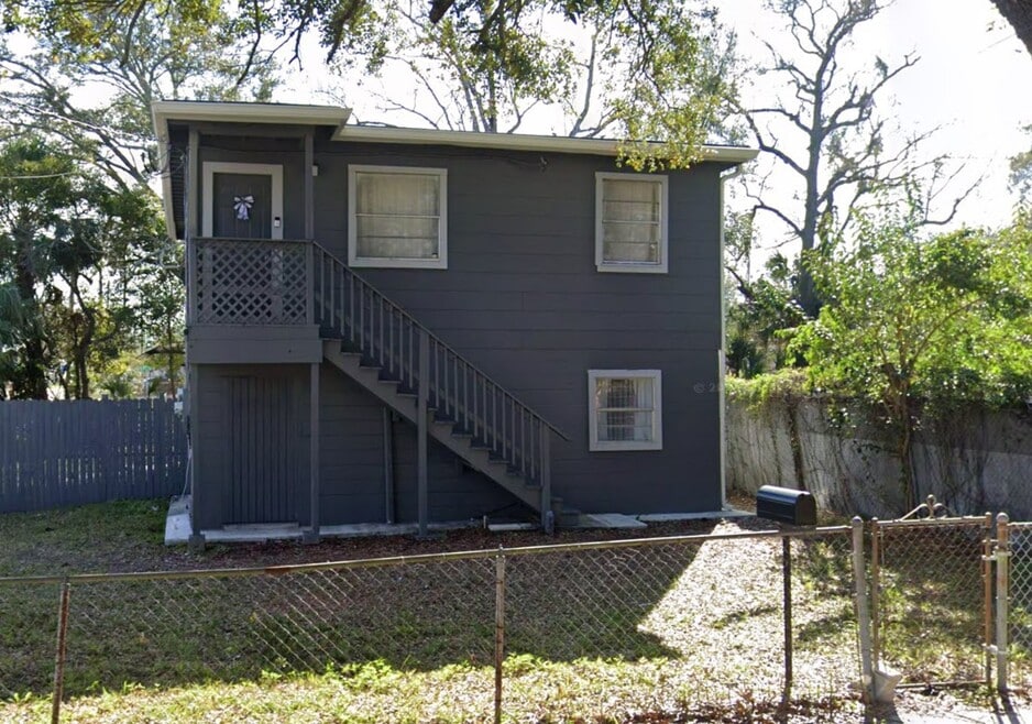 1184 E 18th St unit B, Jacksonville, FL 32206 - photo 1