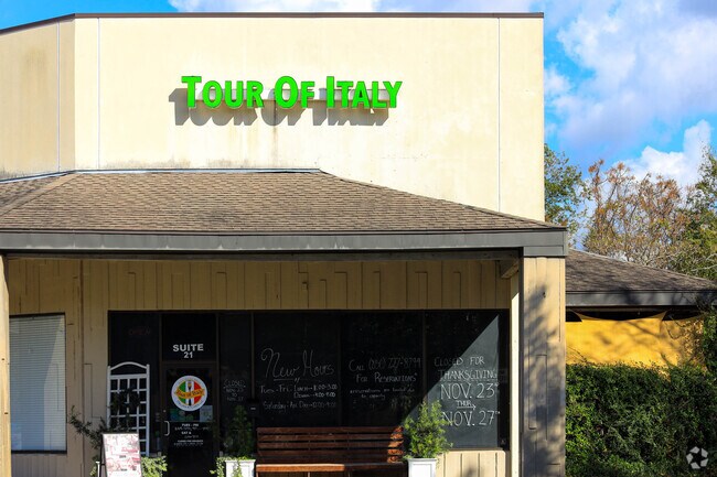 Locals flock to Tour of Italy for traditional fare in Northwest Tallahassee.
