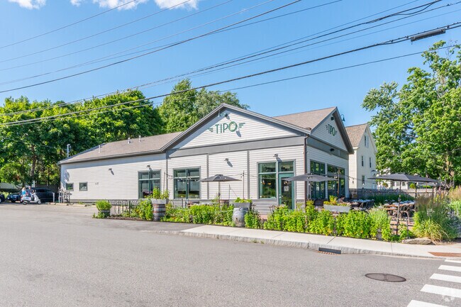 Enjoy your lunch on Tipo's exquisite outdoor patio in Back Cove.