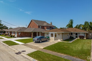 Pontchartrain Gardens