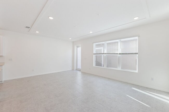 1427 Alston Bay Blvd, Apopka, FL 32703 - photo 7