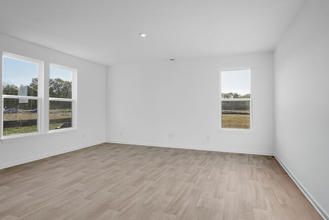 2040 White Oak Ln, Shelbyville, IN 46176 - photo 3