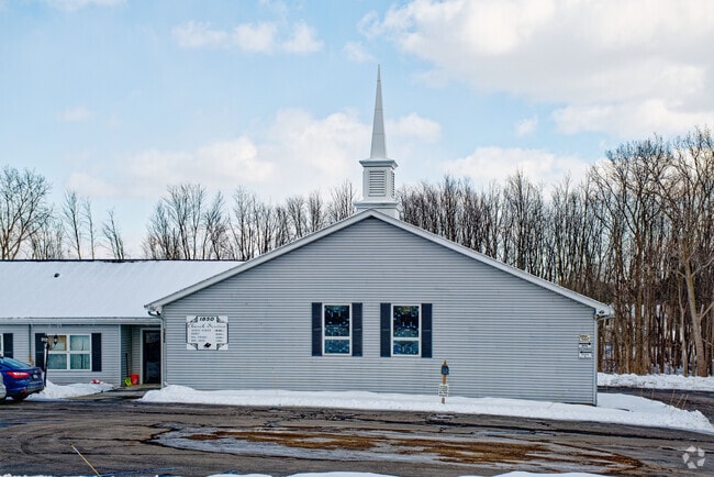 Southeast Christian Academy emphasizes Christian doctrine and character development, aiming to assist parents in providing a Christ-centered education.