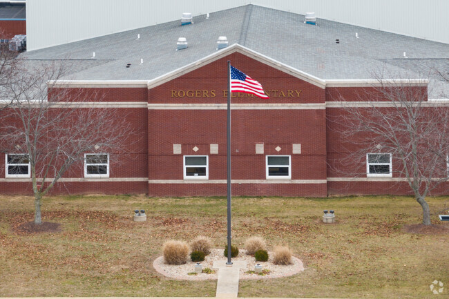 Rogers Elementary School in Waterloo, IL offers various clubs and activities for students.