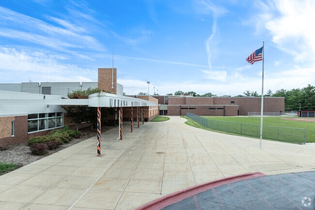 Urbana Middle School is a diverse public middle school in Urbana, IL.