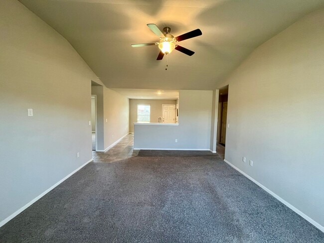 1751 Forest Dr, Centerton, AR 72719 - photo 4