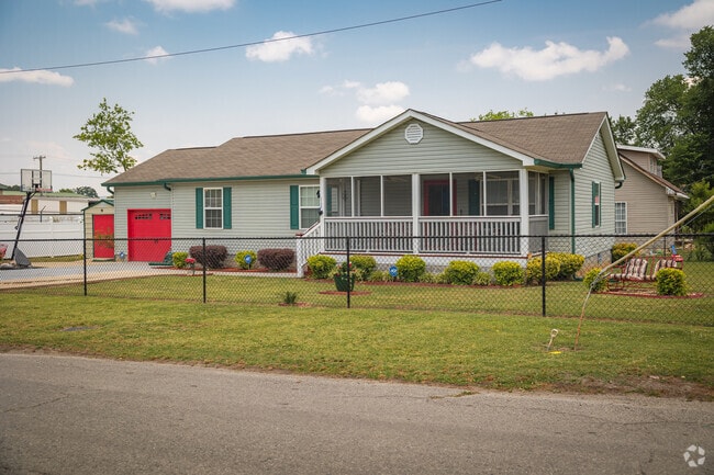 Ridgedale-Oak Grove is home to colorful well-maintained ranchers.