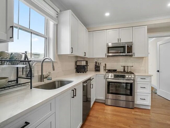 39 Blaine St unit 1A, Boston, MA 02134 - photo 3