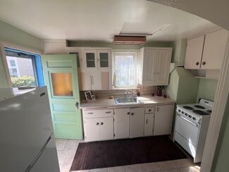 1824 E San Rafael St, Colorado Springs, CO 80909