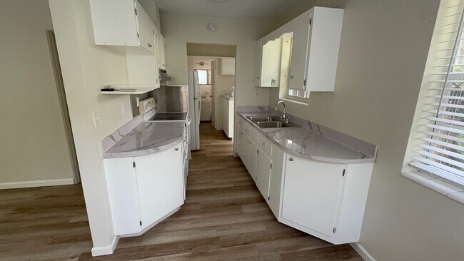 217 SW 11th Ct unit 2, Fort Lauderdale, FL 33315 - photo 7