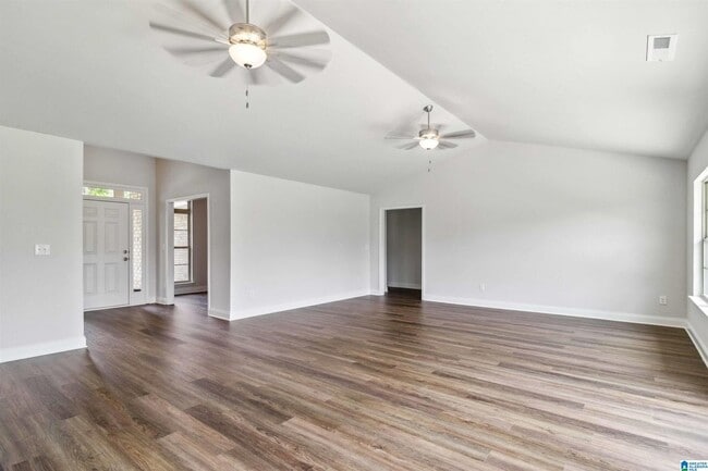 8761 Jackson Trace Ln unit 38667300, Morris, AL 35116 - photo 5