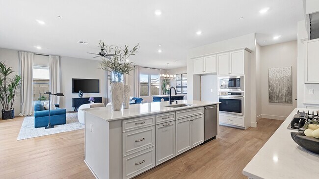 2222 N Marion Ave, Clovis, CA 93619 - photo 4