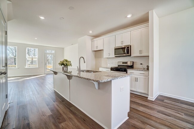 719 Parc Townes Dr unit 46, Wendell, NC 27591 - photo 2