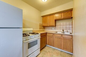 2955 Vallejo St, Denver, CO 80211