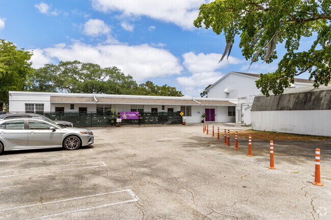 Cocoplum Nature School is where students thrive socially.