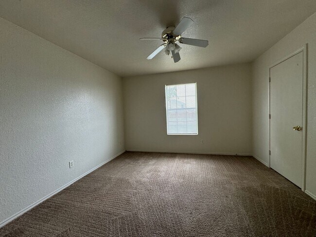 4207 Deek Dr unit A, Killeen, TX 76549 - photo 5