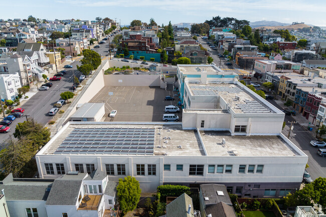Downtown High School has been educating students in San Francisco since 1980.
