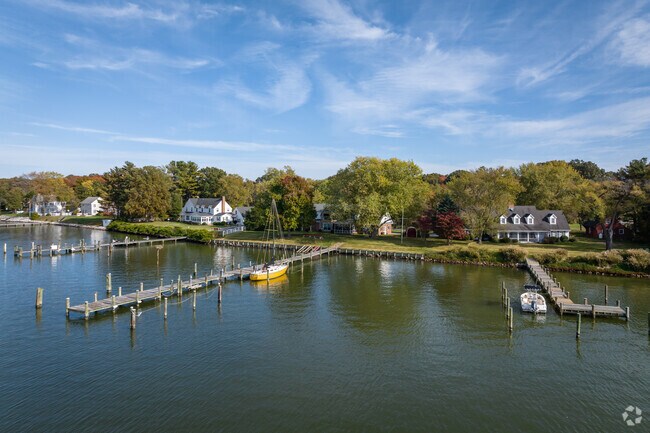Homes on the West River serve as a playground for the elite.