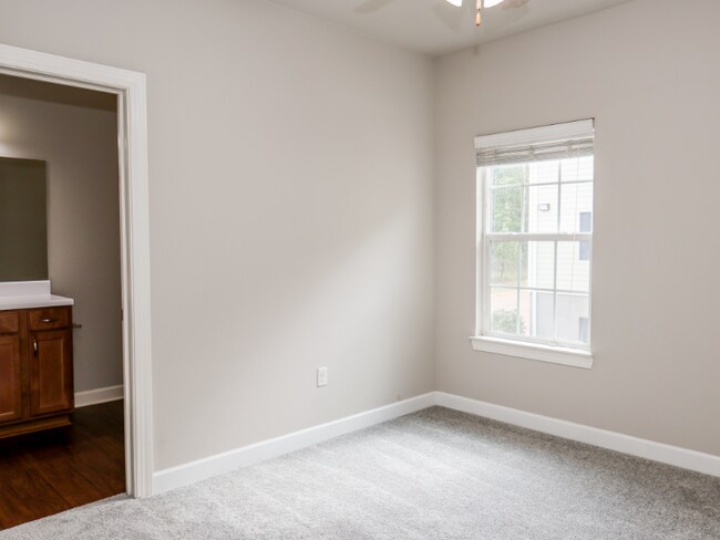 1101 Molly Barr Rd unit 401, Oxford, MS 38655 - photo 5