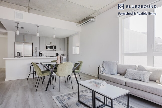 201 The Promenade N unit FL3-ID1263, Long Beach, CA 90802 - photo 3