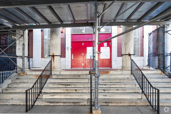 Welcome to Public School 83: where young minds grow.